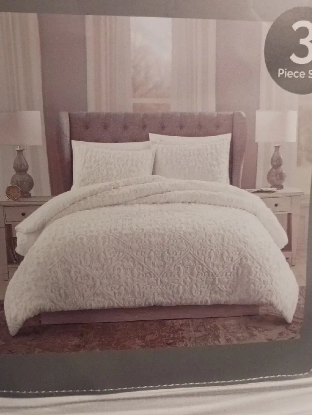 Indigo Loft White Faux Fur Queen 3 Pce. Lux Comforter Set Elegant Design Pattern
